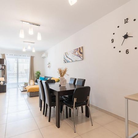 2 Bedroom In Central St Julians Prime Location In Paceville Apt 3 By Vaganza Saint Julian's Exterior photo