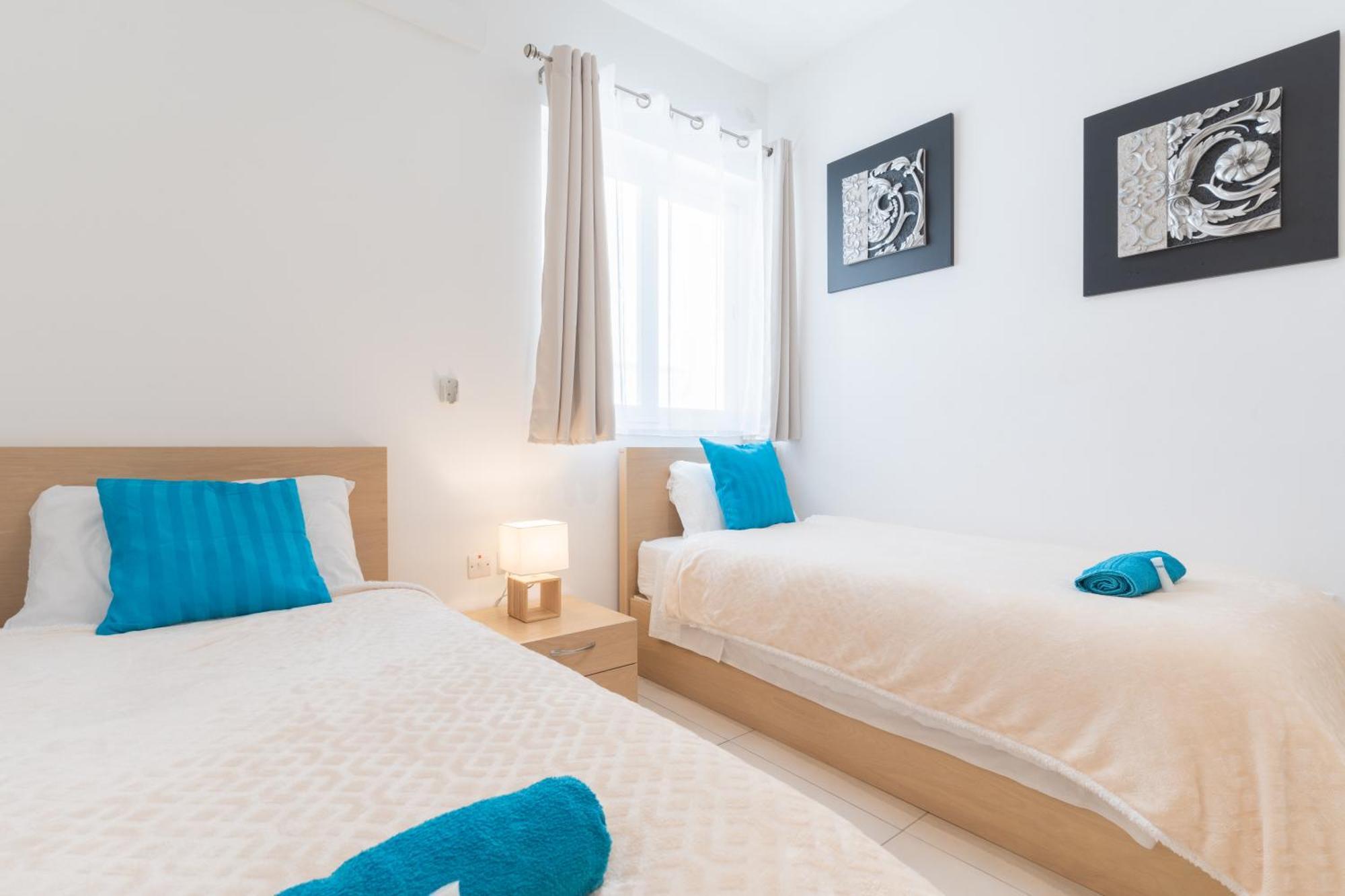 2 Bedroom In Central St Julians Prime Location In Paceville Apt 3 By Vaganza Saint Julian's Exterior photo