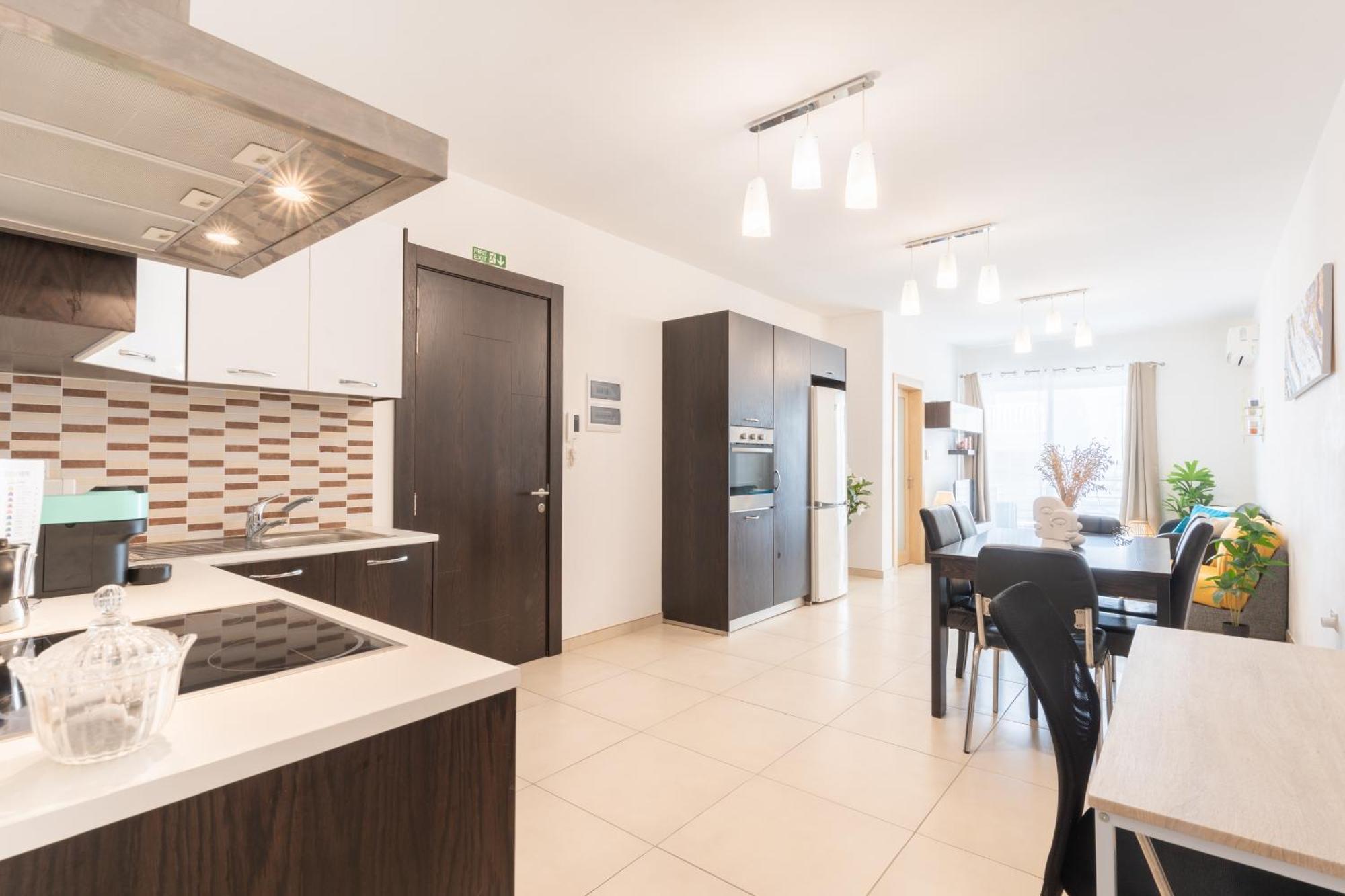 2 Bedroom In Central St Julians Prime Location In Paceville Apt 3 By Vaganza Saint Julian's Exterior photo
