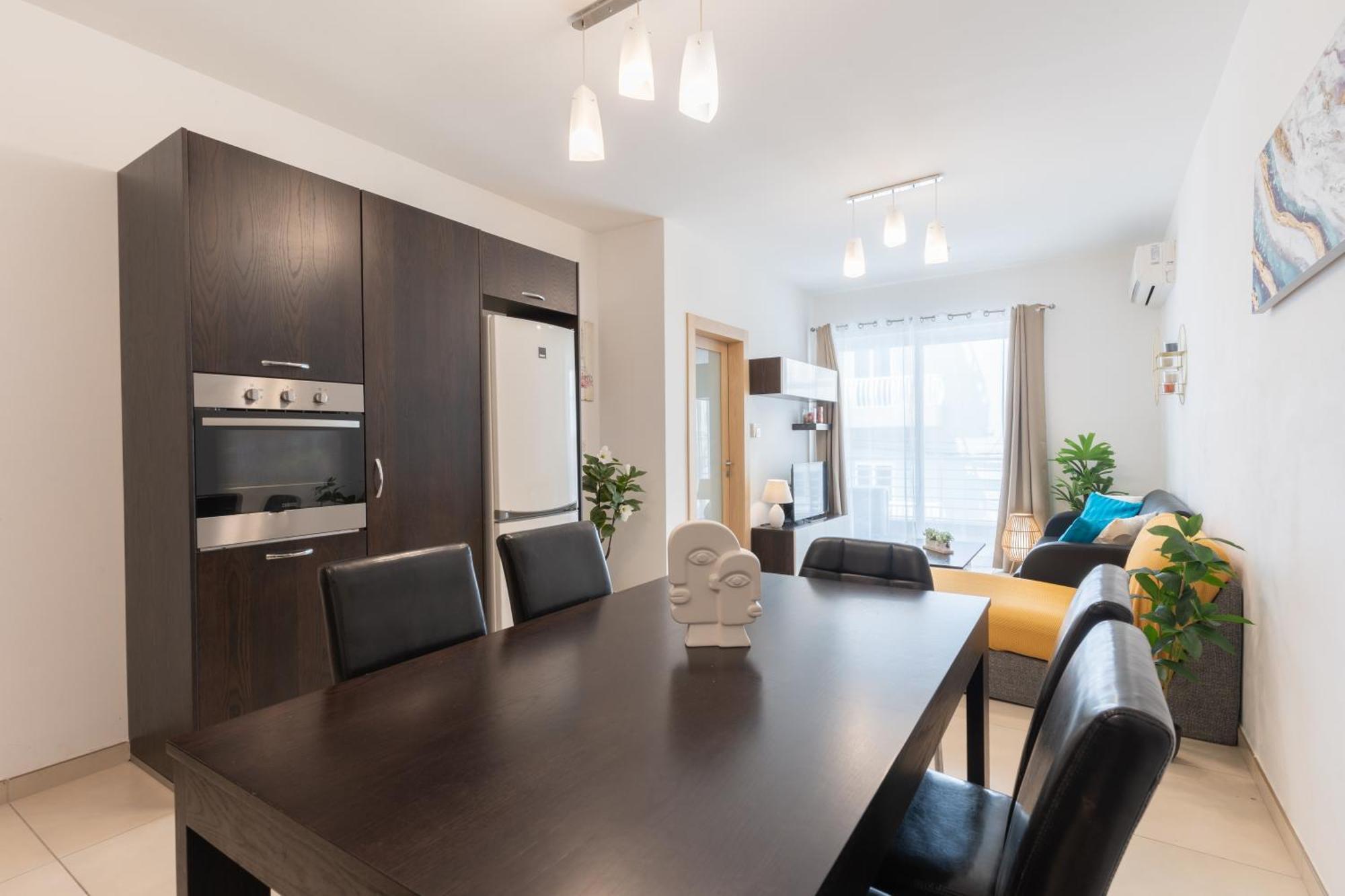 2 Bedroom In Central St Julians Prime Location In Paceville Apt 3 By Vaganza Saint Julian's Exterior photo