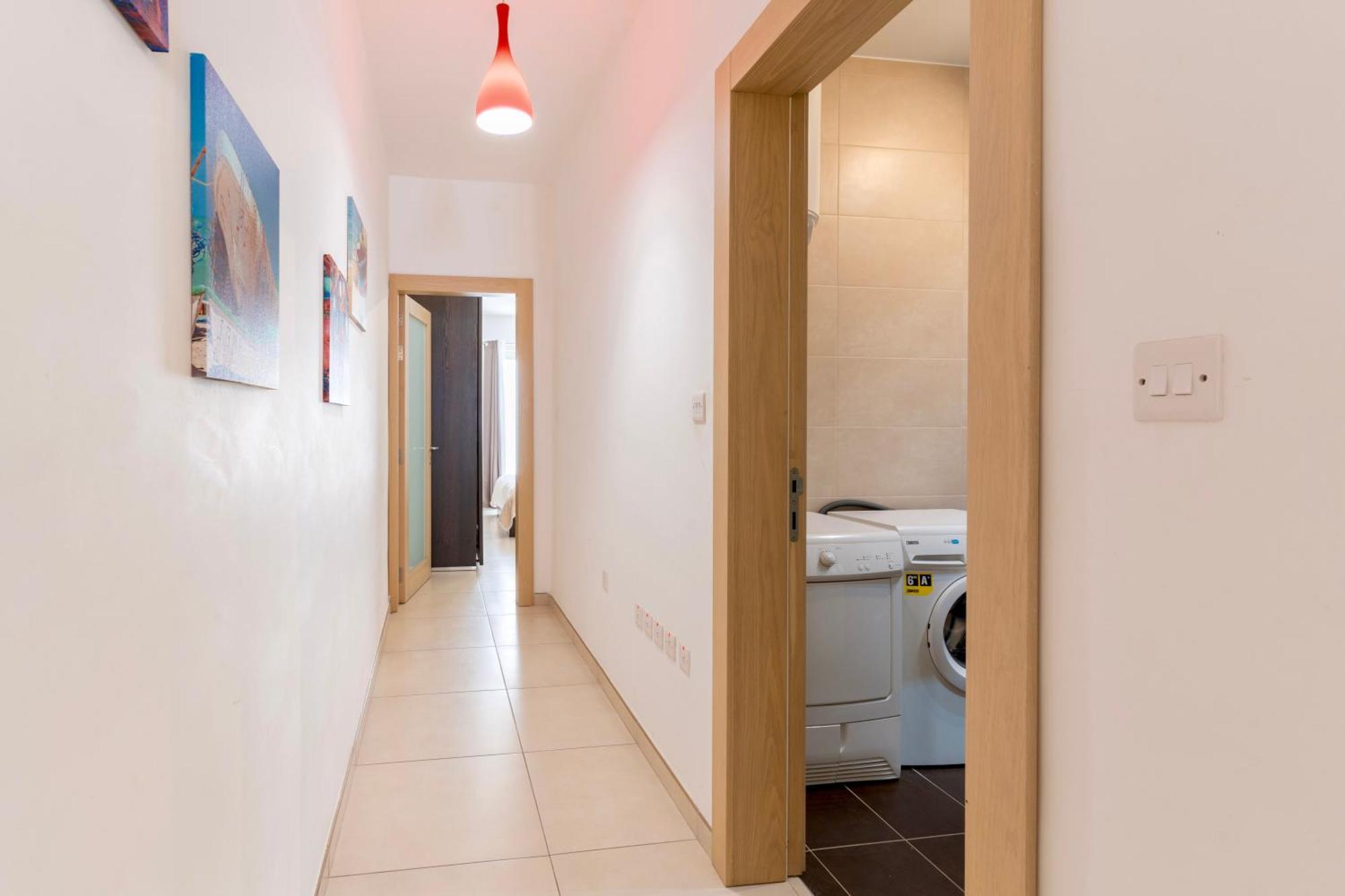 2 Bedroom In Central St Julians Prime Location In Paceville Apt 3 By Vaganza Saint Julian's Exterior photo