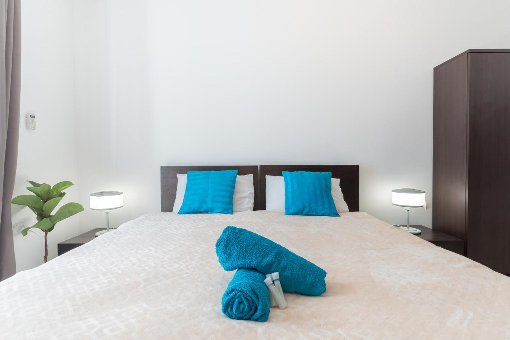 2 Bedroom In Central St Julians Prime Location In Paceville Apt 3 By Vaganza Saint Julian's Exterior photo